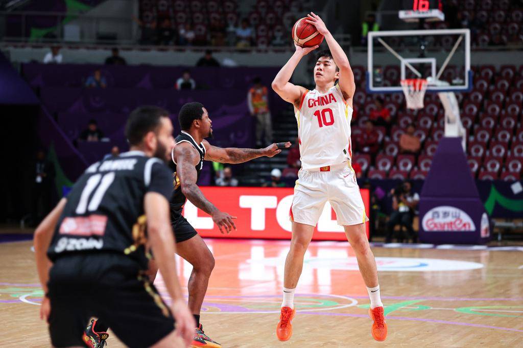 开元官网-福建男篮训练开放日，加时末段完成体检引观众欢呼，亚洲杯在即，轮换策略被讨论的简单介绍