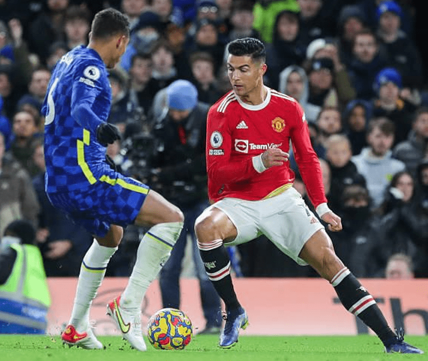 开元官网-罗马考虑签回伊巴涅斯